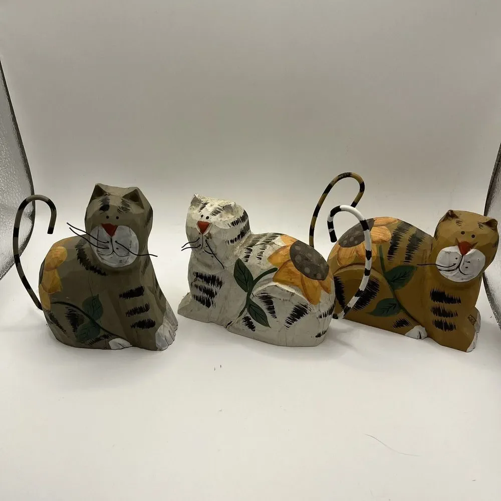 Vintage Wooden Cats Hand Carved Hand Painted Metal Tails & Whiskers Set Of 3